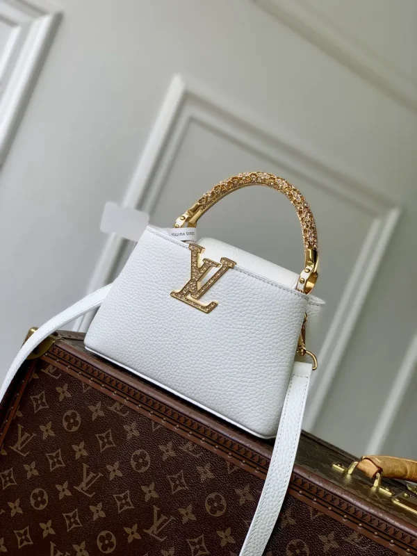 Louis Vuitton Capucines Mini White Taurillon Leather Bag image 1