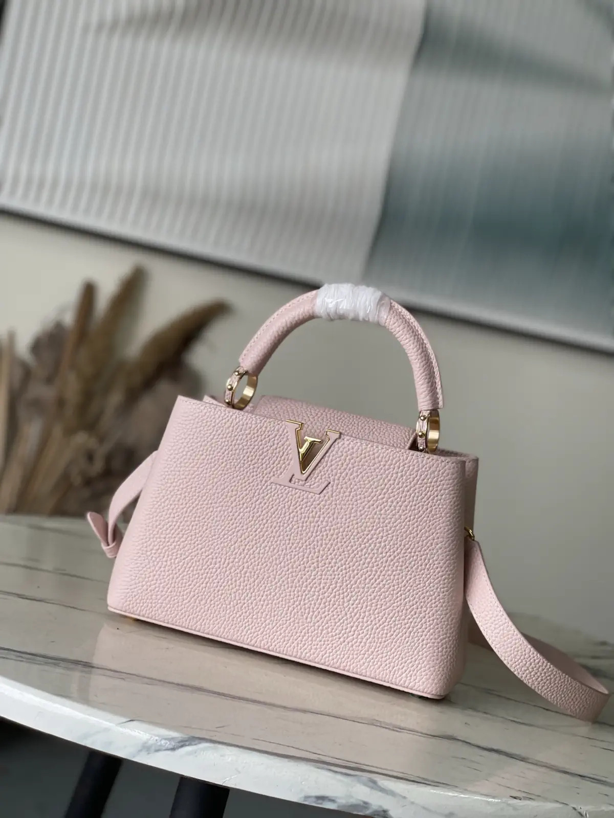 Louis Vuitton Pink Taurillon Leather Capucines Top Handle Bag image 1