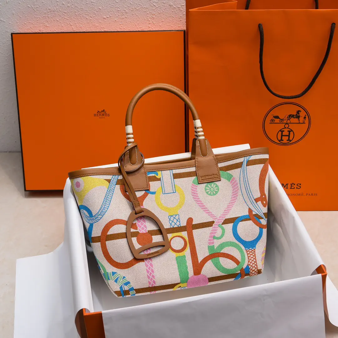 Hermès Printed Steeple Tote Bag 25cm image 1