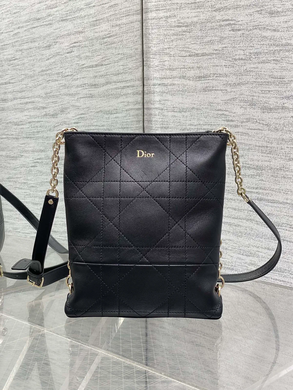 Dior Black Quilted Leather Shoulder Bag image 1