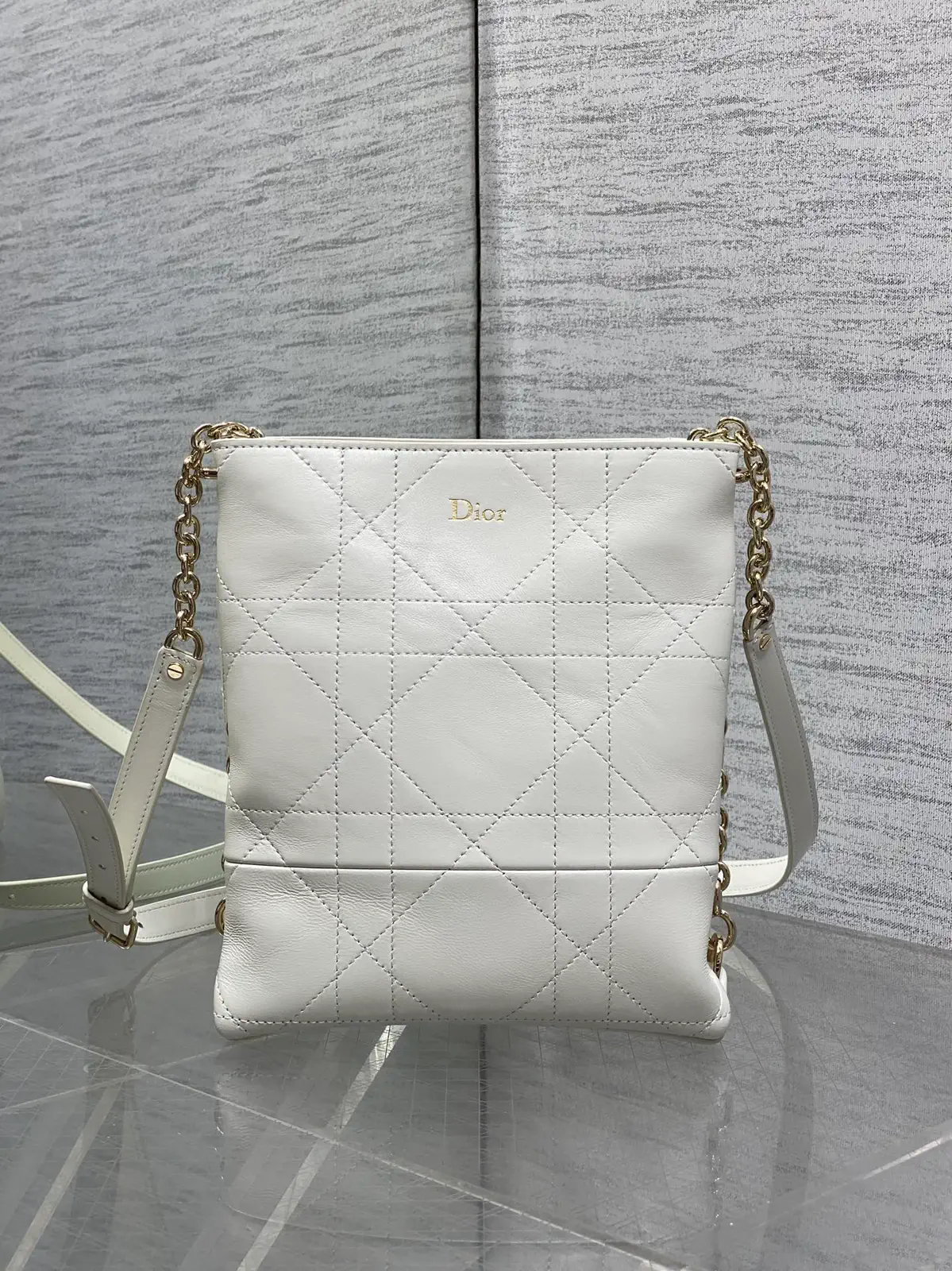 Dior Quilted Chain Shoulder Bag image 1