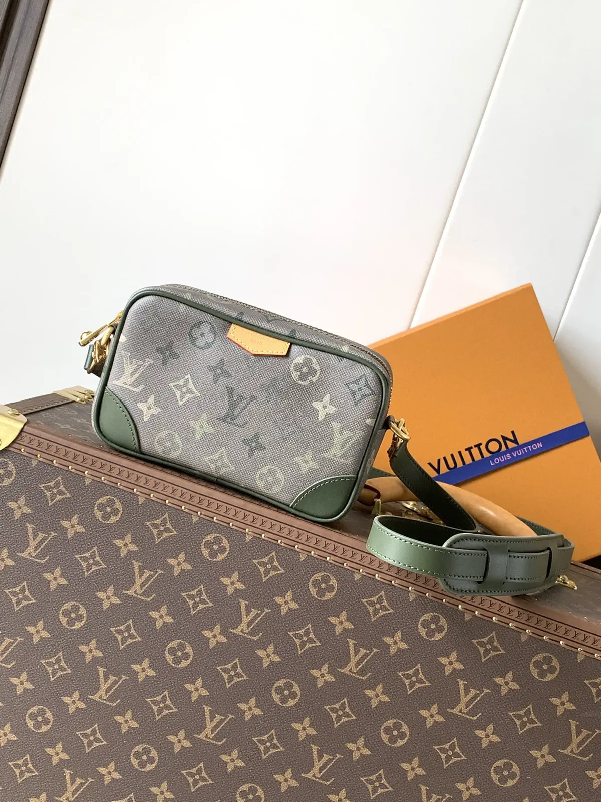 Louis Vuitton Trocadéro Mini Monogram Crossbody Bag image 1