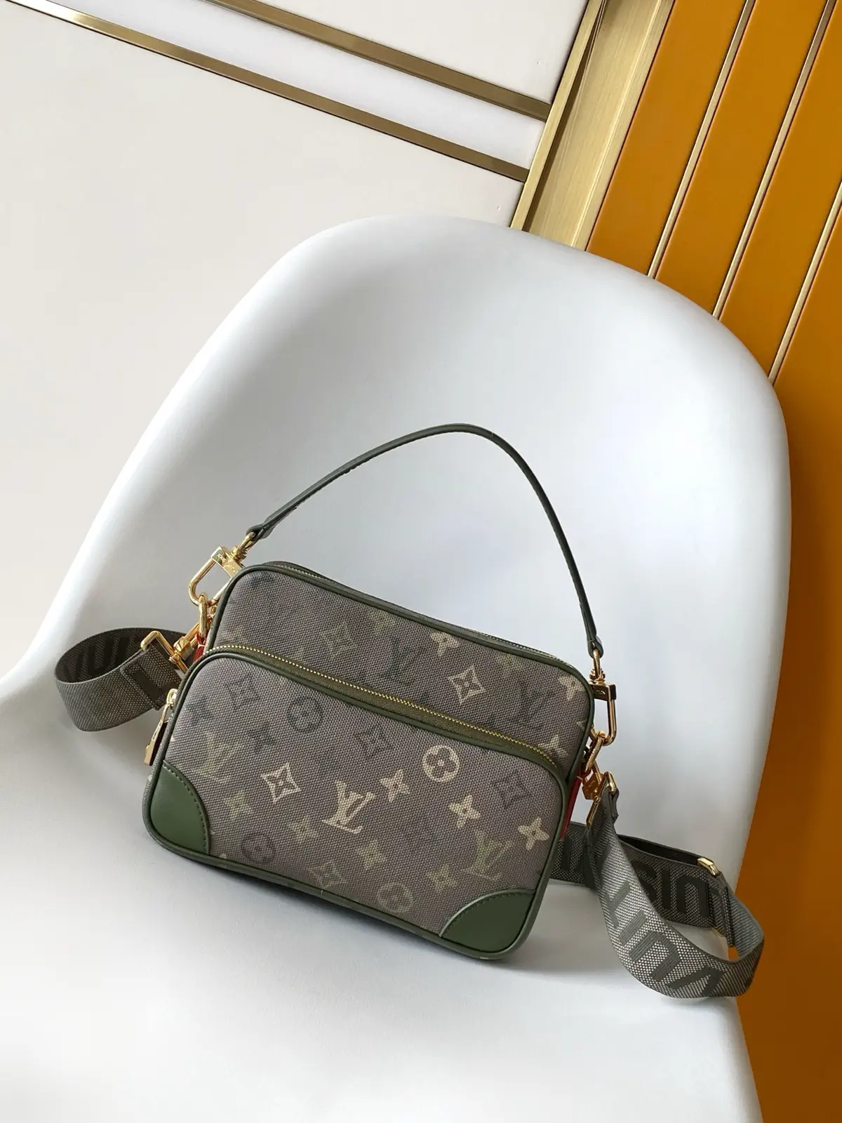 Louis Vuitton Monogram Heritage Canvas Nil Crossbody Bag image 1