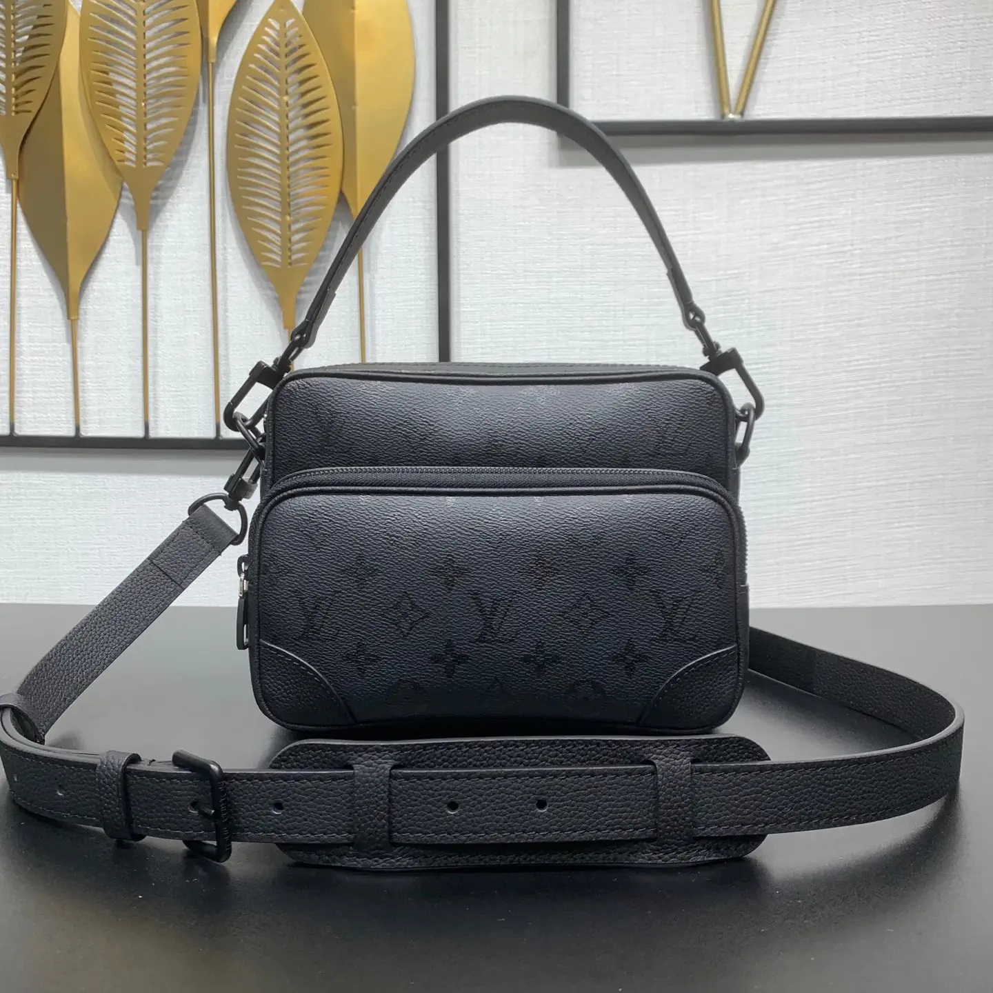 Louis Vuitton Nil Monogram Coated Canvas Crossbody Bag image 1