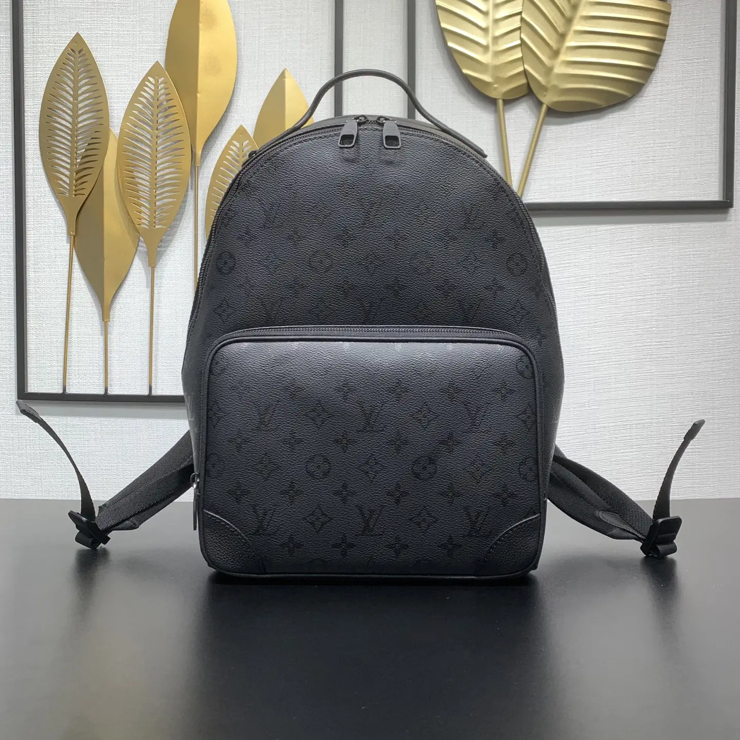 Louis Vuitton Monogram Discovery Cargo Backpack image 1