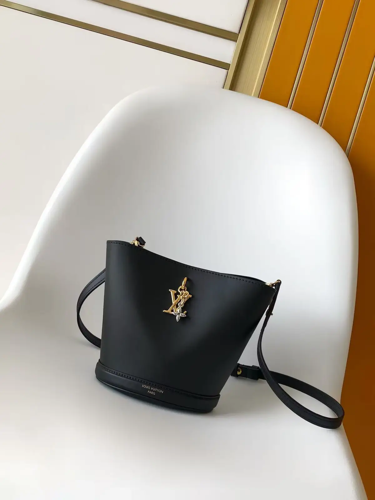 Louis Vuitton Black Bloom Mini Hobo Bag image 1