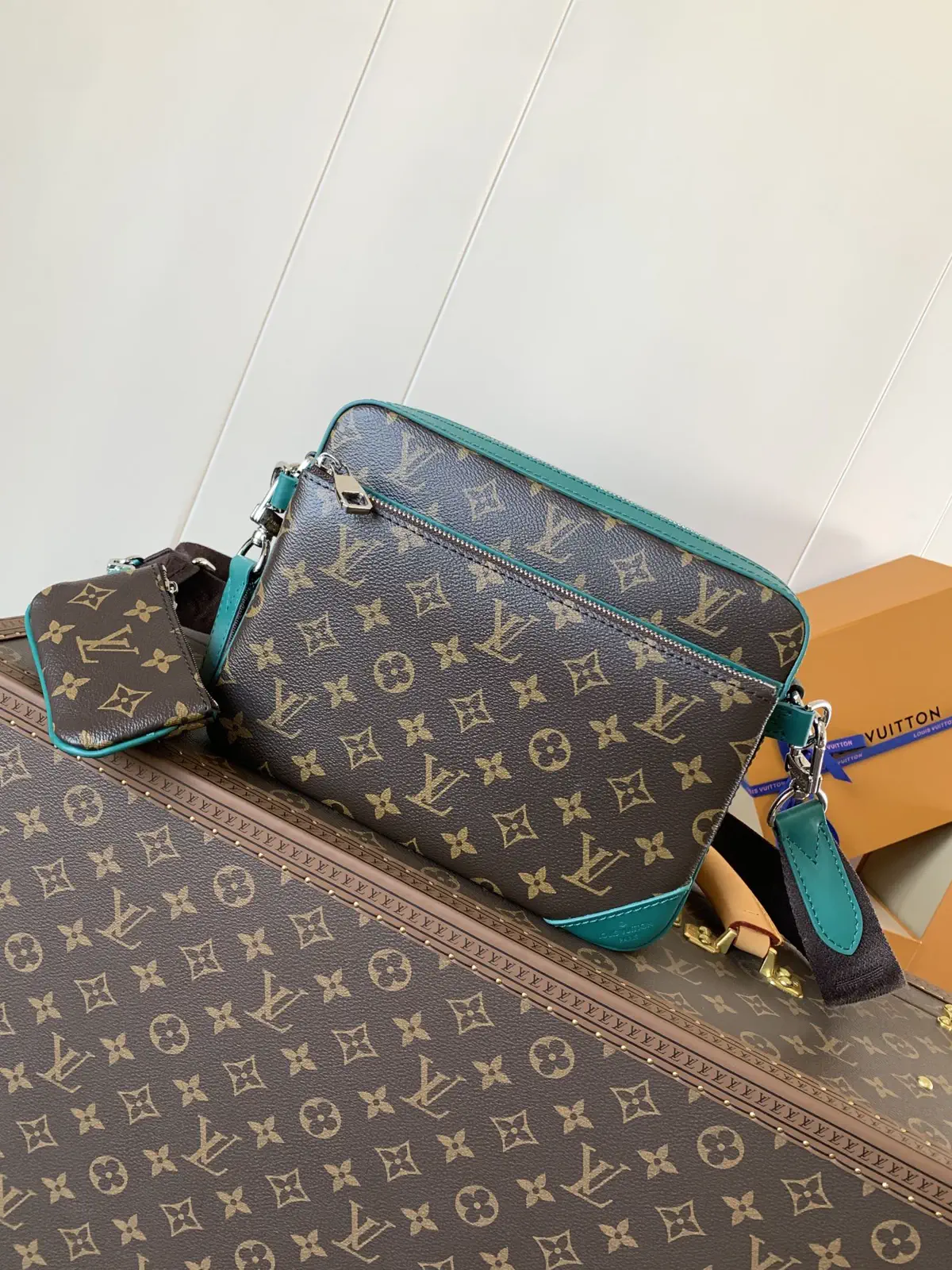 Louis Vuitton Trio Monogram Messenger Bag image 1