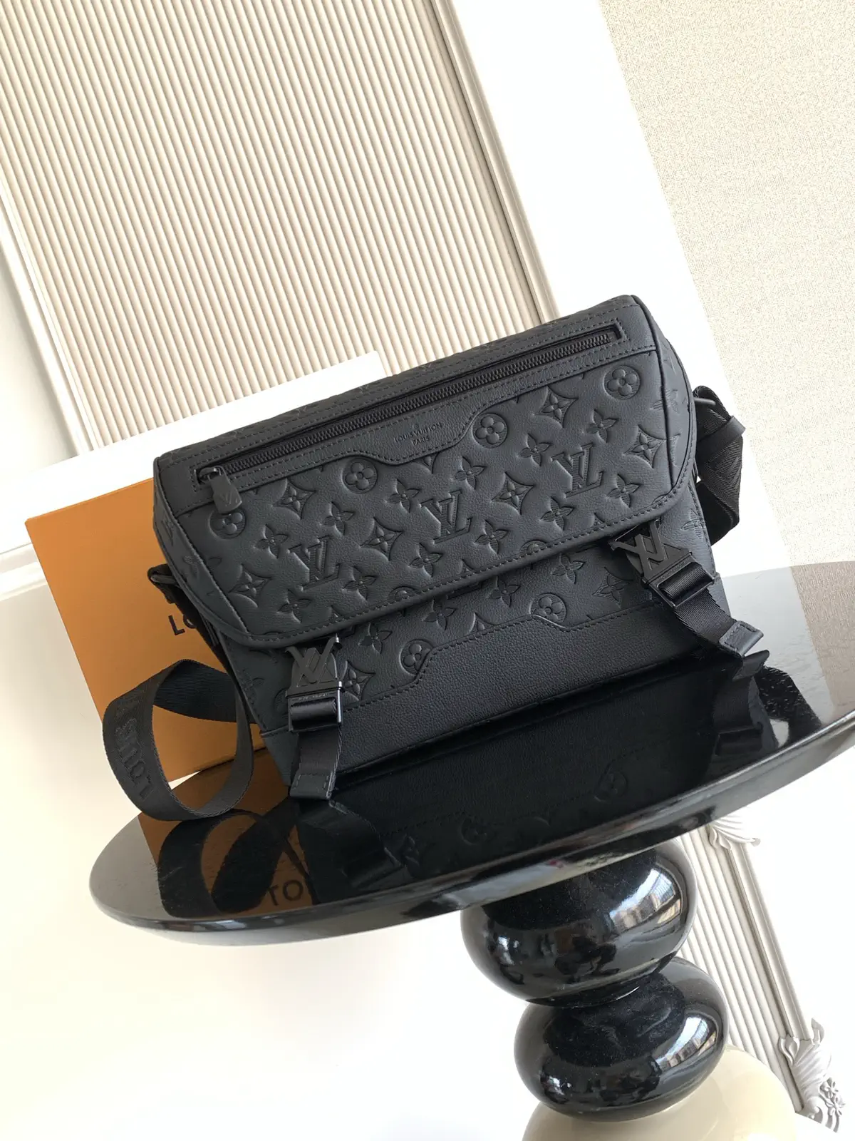Louis Vuitton Black Monogram Messenger Bag image 1