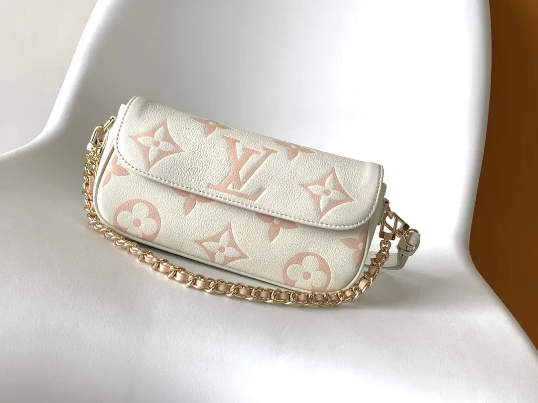 Louis Vuitton Wallet on Chain Ivy Monogram Bag image 1
