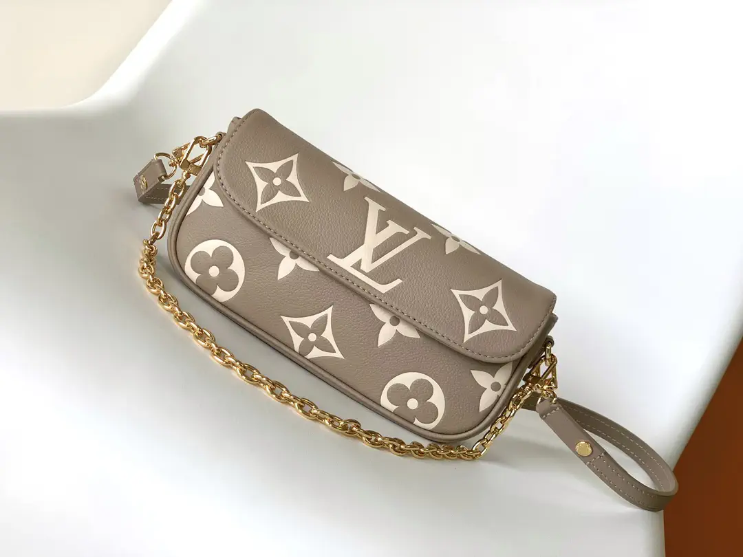 Louis Vuitton Monogram Empreinte Wallet on Chain Ivy Bag image 1