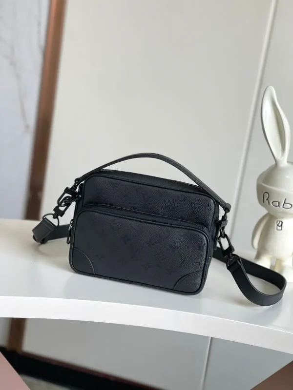 Louis Vuitton Nil Monogram Coated Canvas Crossbody Bag image 1