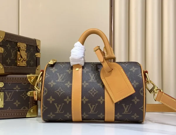 Louis Vuitton Keepall Bandoulière 25 Duffle Bag image 1