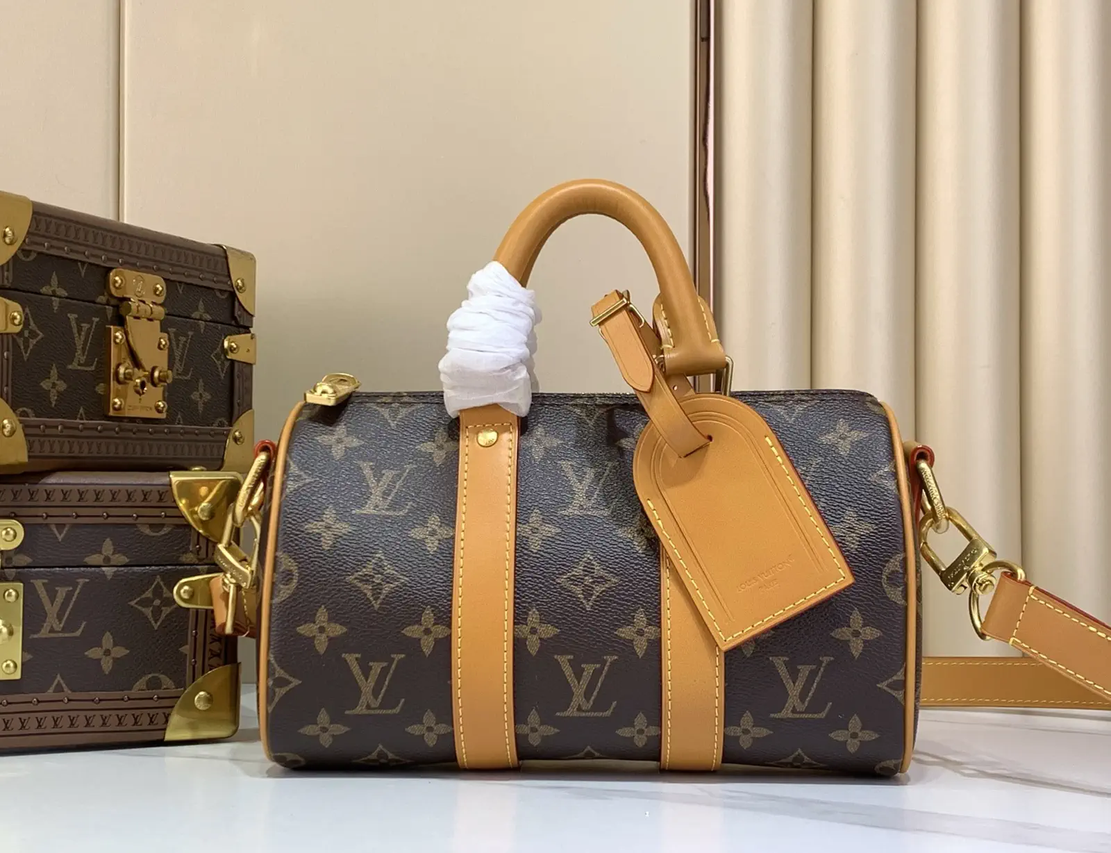 Louis Vuitton Keepall Bandoulière 25 Duffle Bag image 1