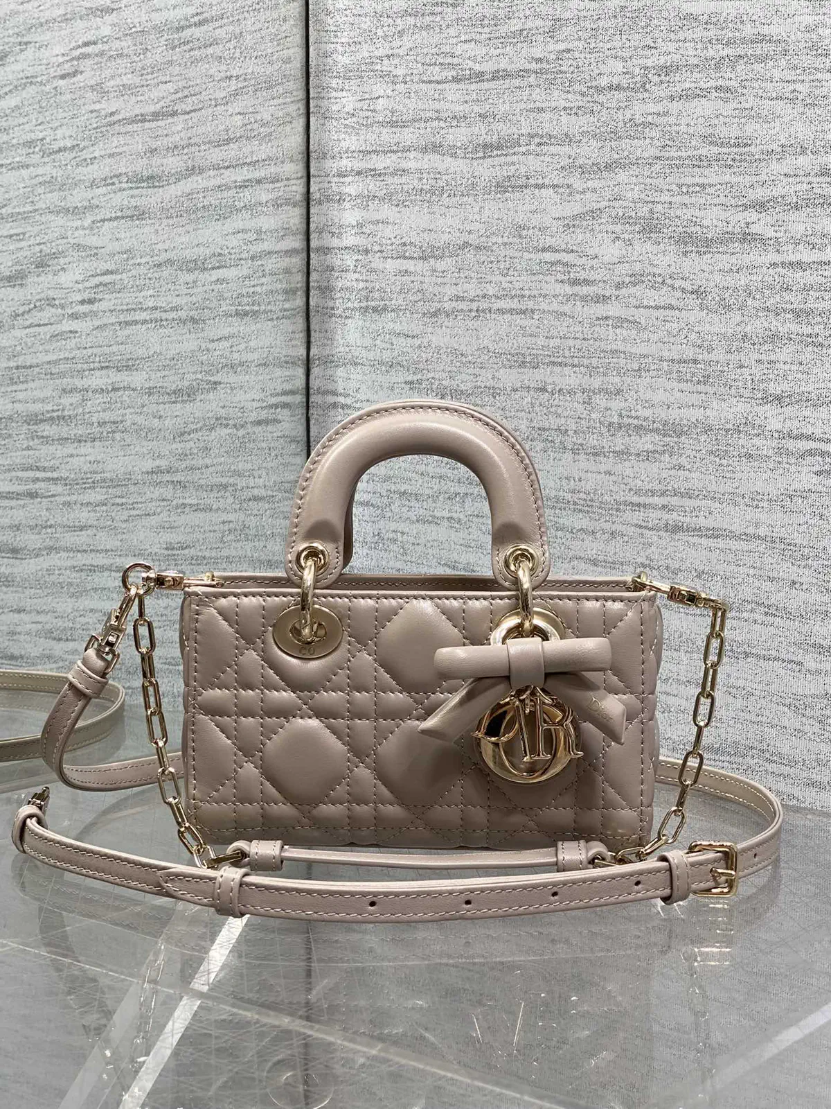 Dior Quilted Bow Detail D-Joy Top Handle Bag image 1