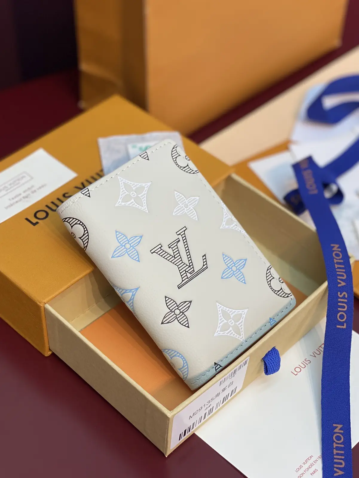 Louis Vuitton Monogram Pattern Wallet image 1