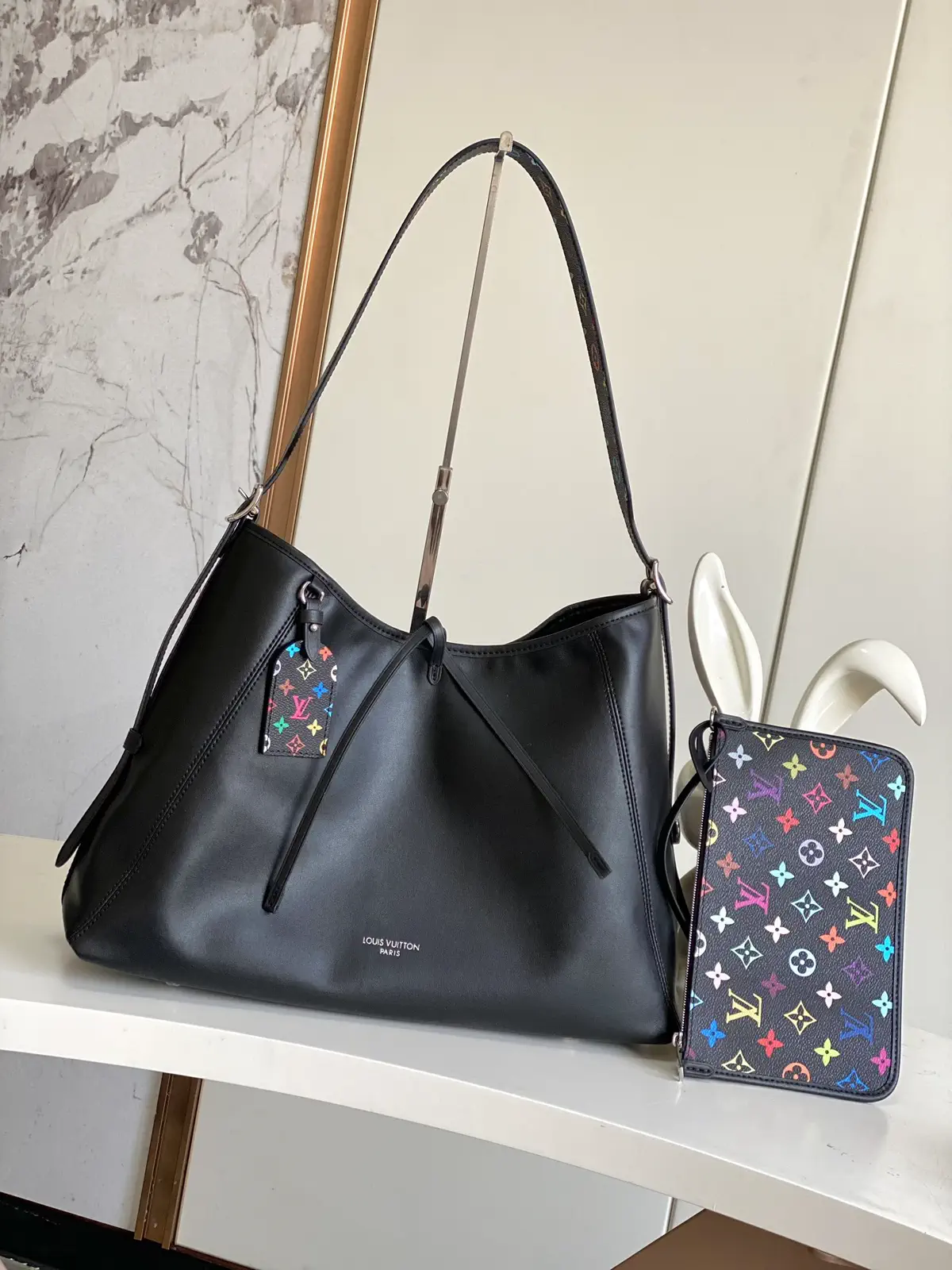 Louis Vuitton Black Leather CarryAll Dark Medium Shoulder Bag image 1