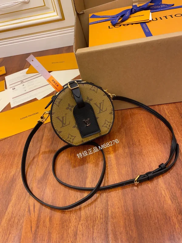 Louis Vuitton Monogram Mini Round Crossbody Bag image 1