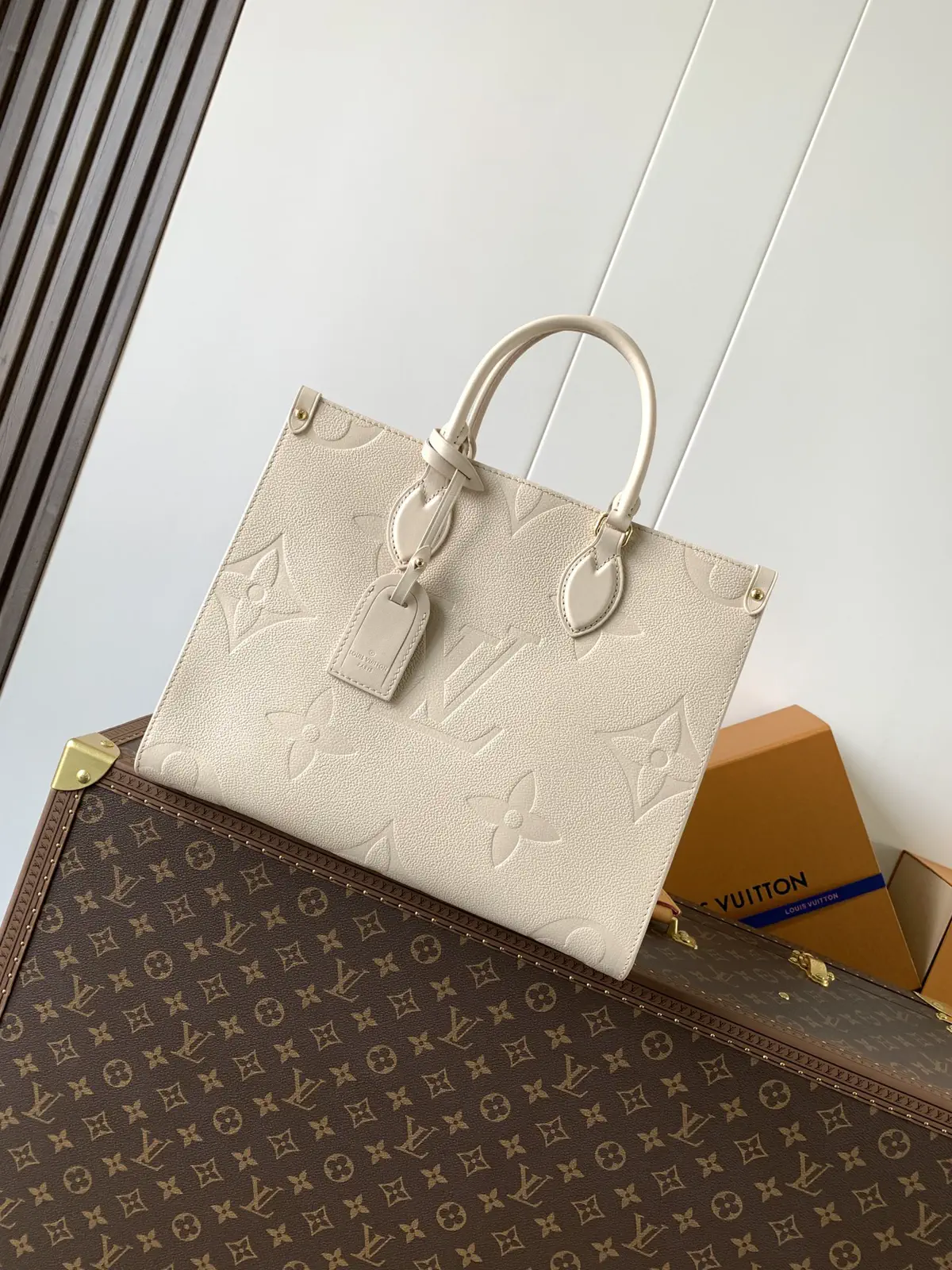 Louis Vuitton OnTheGo MM Monogram Empreinte Tote Bag image 1