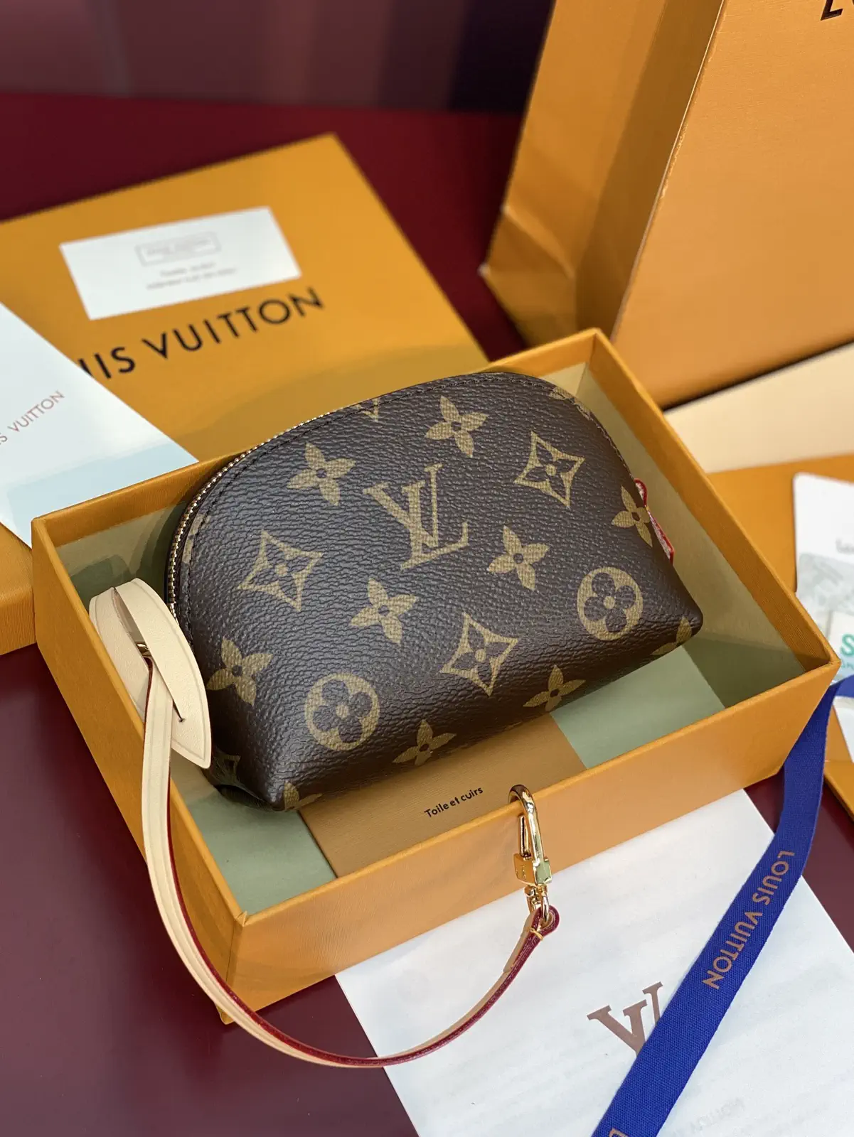 Louis Vuitton Monogram Small Cosmetic Pouch image 1