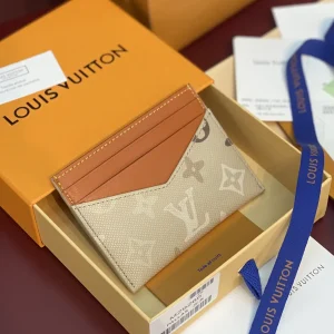 Louis Vuitton Triple Card Holder image 1