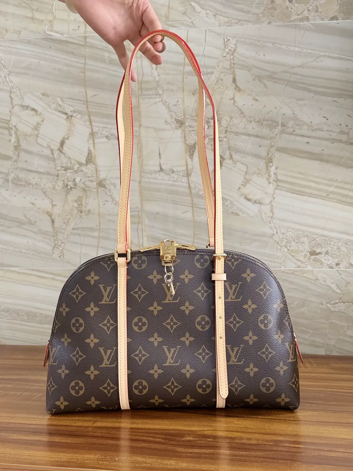 Louis Vuitton Monogram Squire Shoulder Bag image 1
