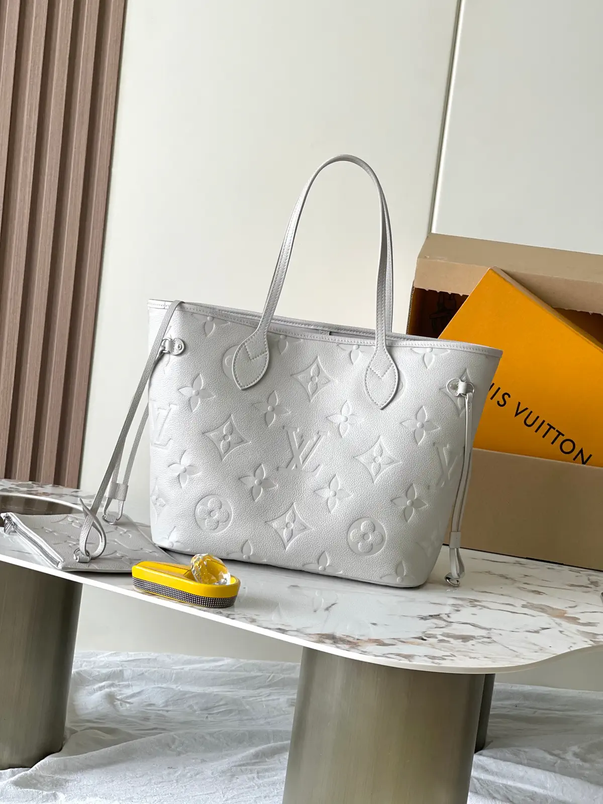 Louis Vuitton Neverfull MM Monogram Tote Bag image 1