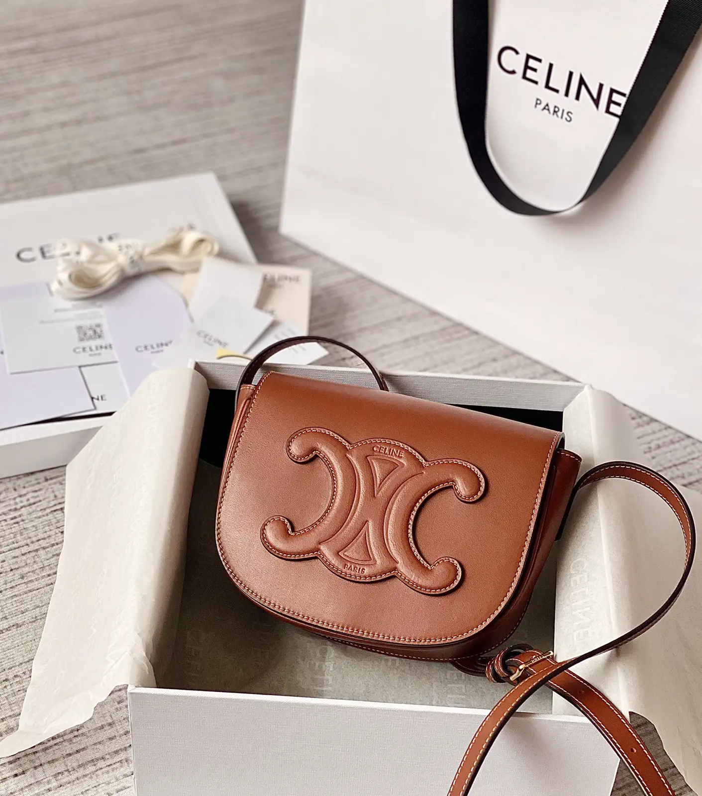 CELINE FOLCO Saddle Crossbody Bag image 1