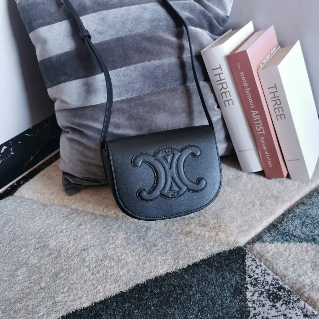 CELINE FOLCO Crossbody Bag image 1
