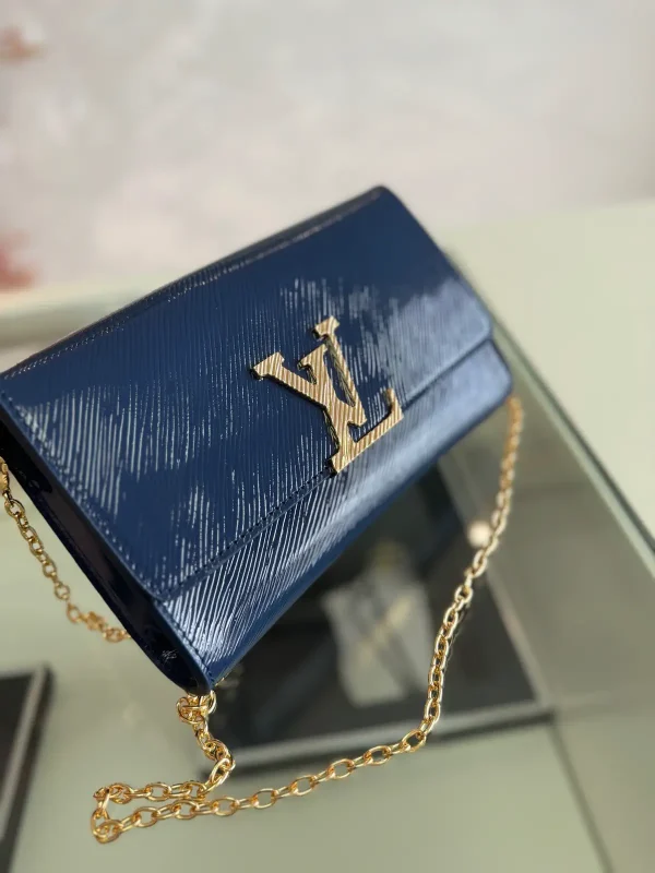 Louis Vuitton Dark Blue Epi Leather Pochette Louise Chain Bag image 1