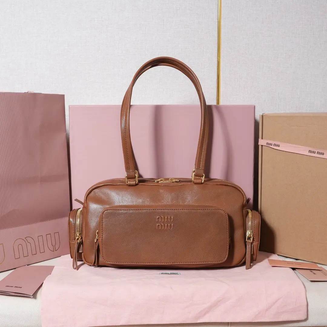Miu Miu Leather Shoulder Bag image 1