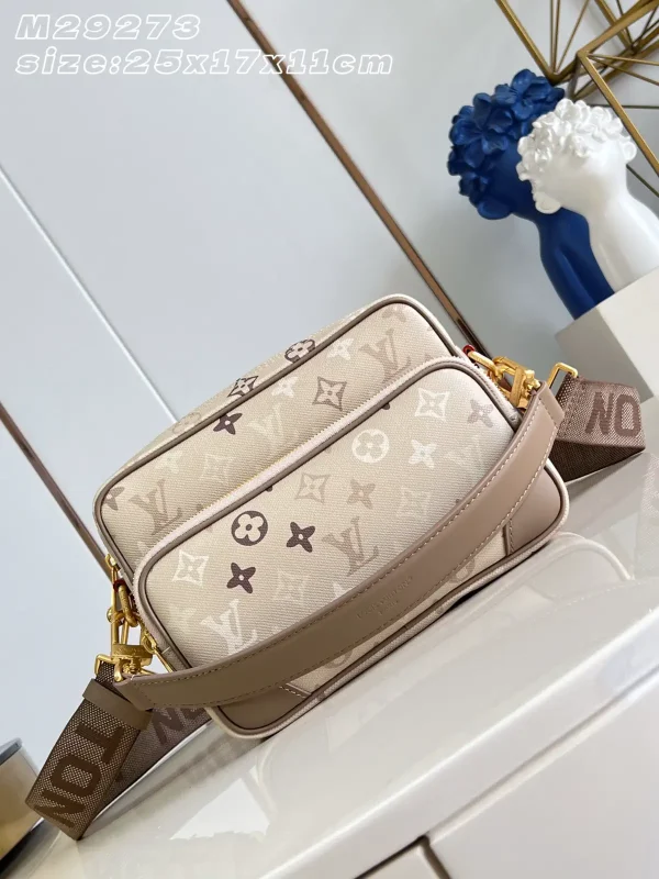 Louis Vuitton Nil Monogram Canvas Crossbody Bag image 1