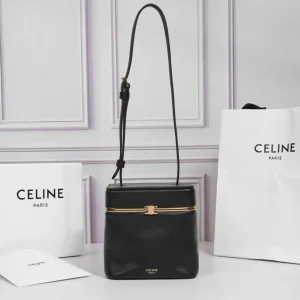CELINE Black Leather Box Shoulder Bag image 1