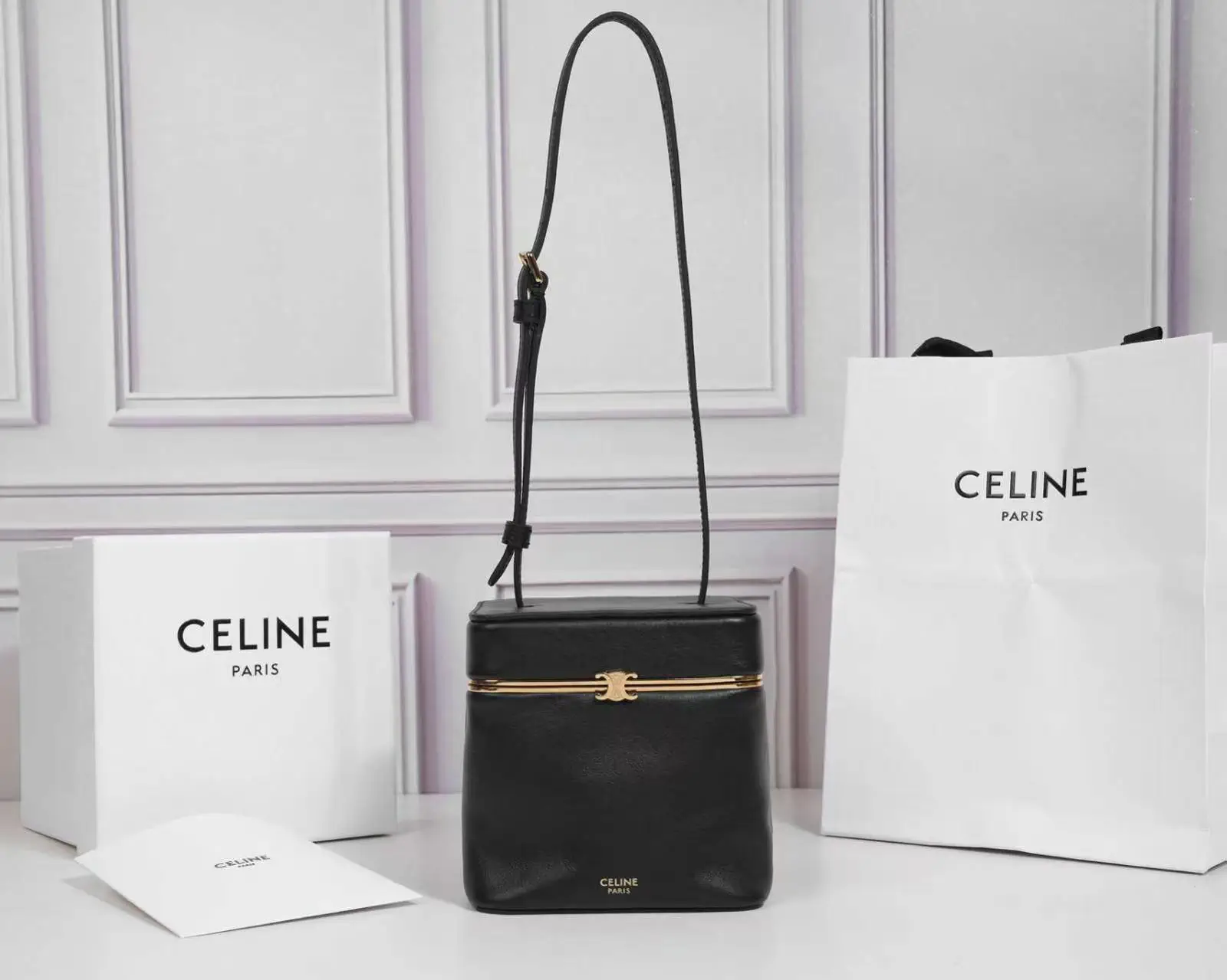 CELINE Black Leather Box Shoulder Bag image 1