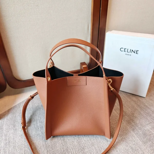 CELINE CUBO Bucket Bag image 1