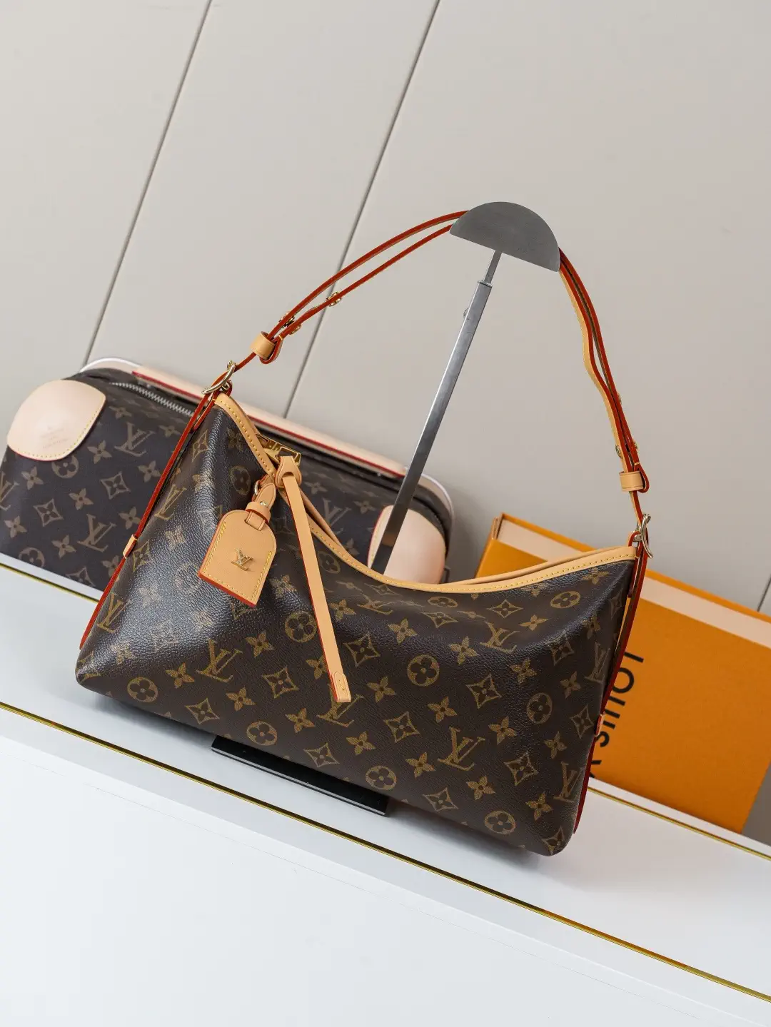 Louis Vuitton Monogram Carryall East West Shoulder Bag image 1