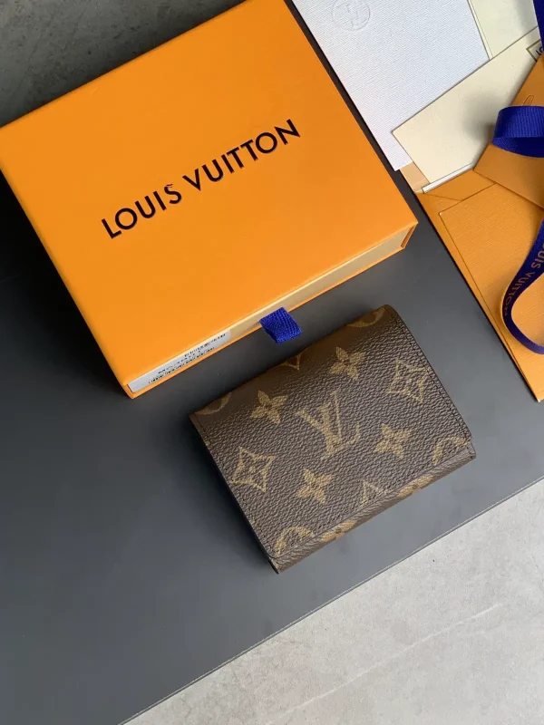 Louis Vuitton Monogram Enveloppe Carte de Visite Card Holder image 1