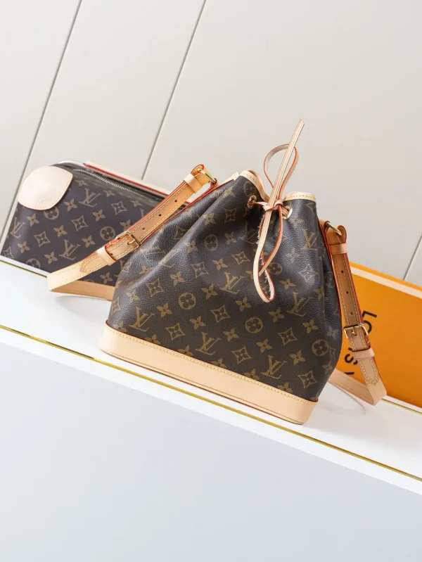 Louis Vuitton Monogram Petit Noé Bucket Bag image 1