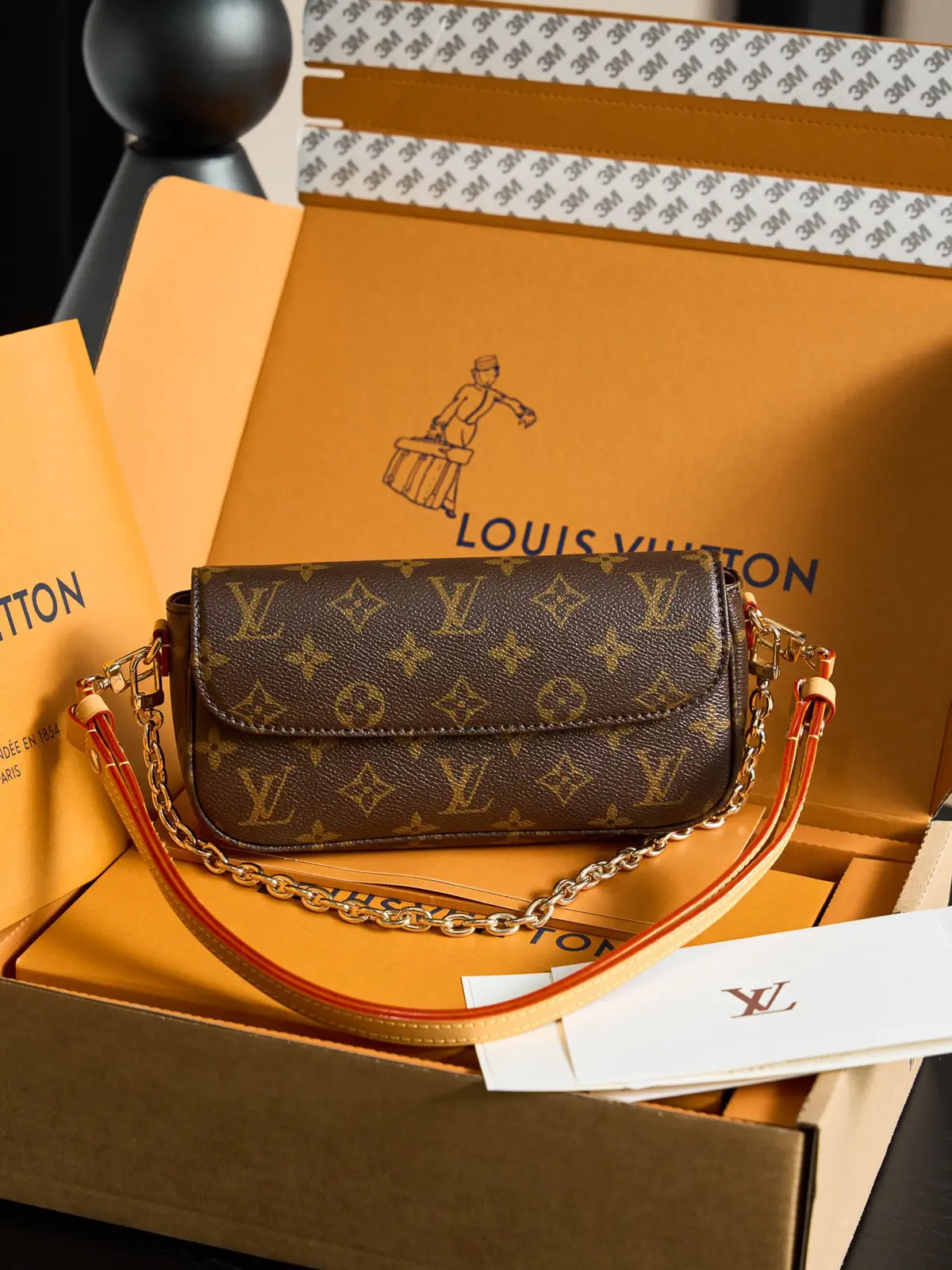 Louis Vuitton Wallet On Chain IVY Monogram Bag image 1
