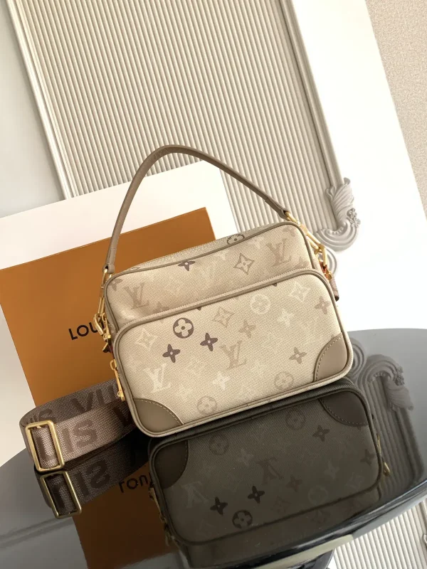 Louis Vuitton Monogram Nil Handbag image 1