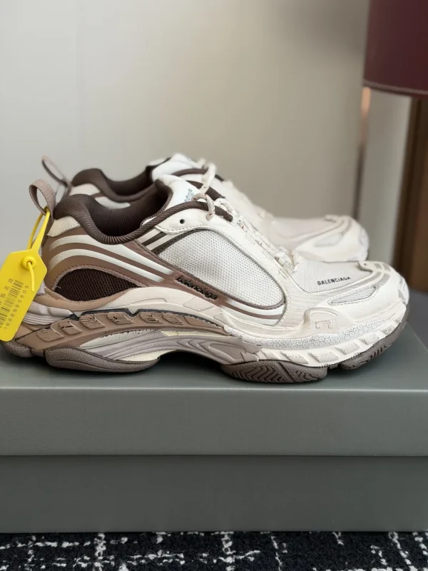 Balenciaga Unisex Chunky Sneakers image 1