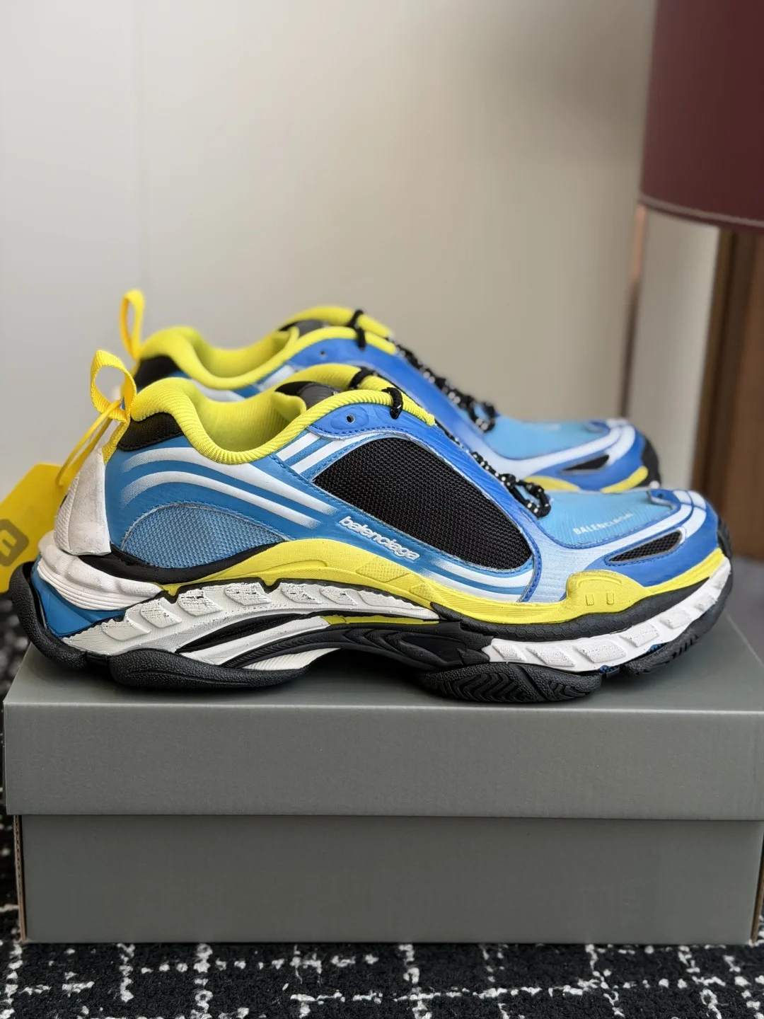 Balenciaga Unisex Chunky Sneakers image 1