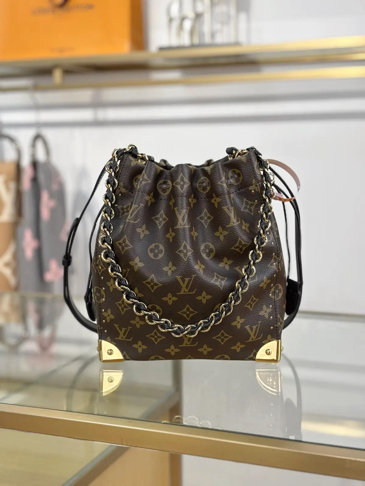 Louis Vuitton Monogram Noé Trunk Bucket Bag image 1