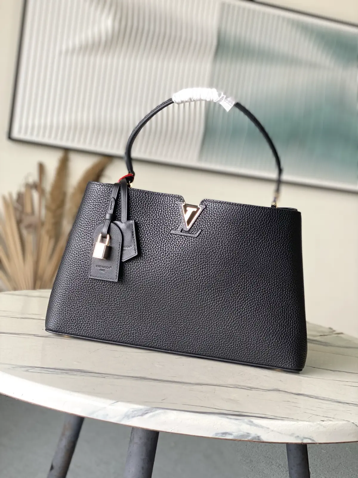 Louis Vuitton Black Taurillon Leather Capucines Top Handle Bag image 1