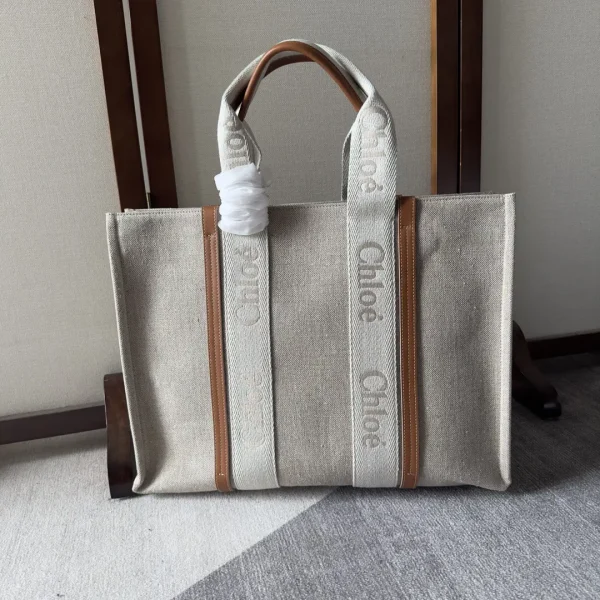 Chloe Woody Large Tote Bag image 1