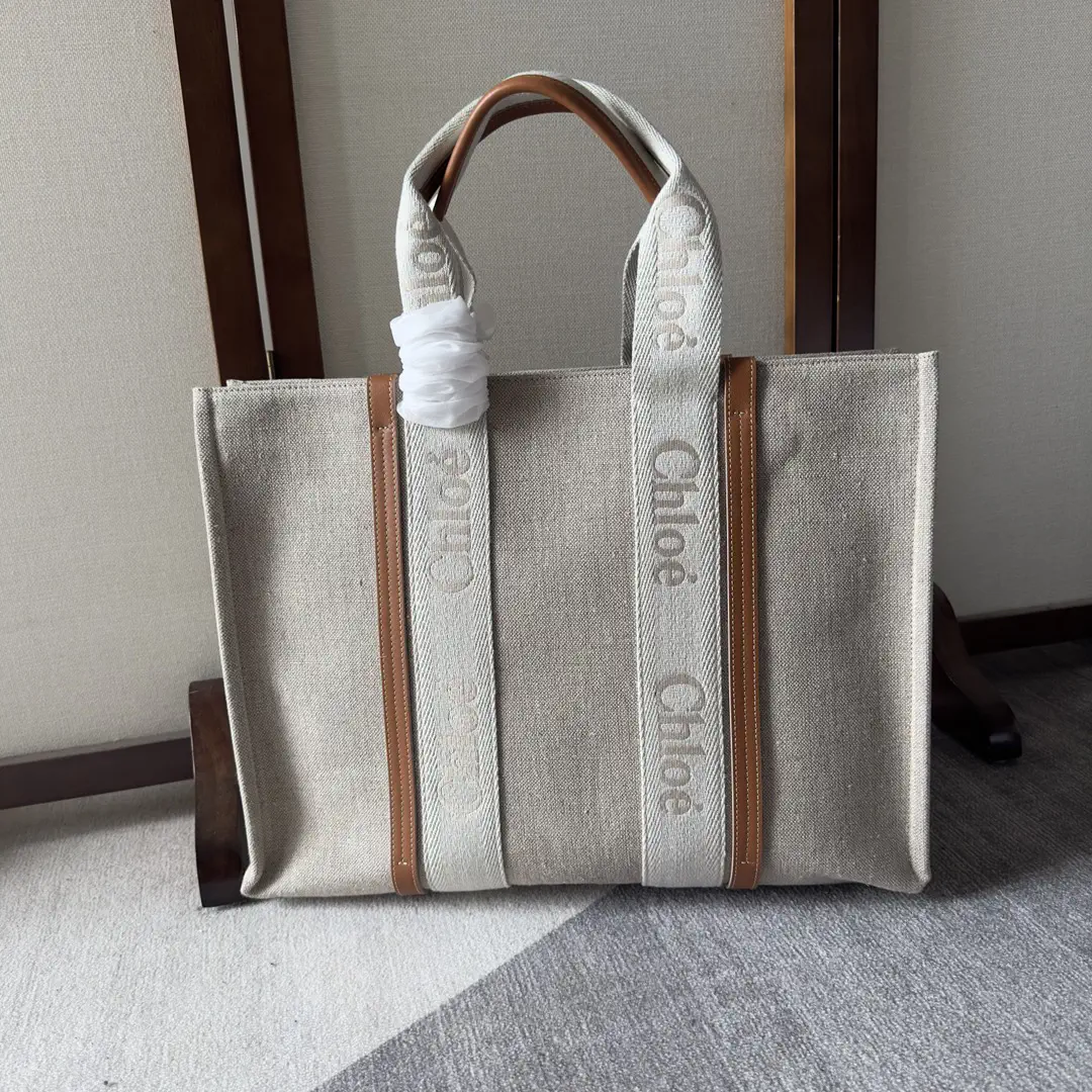 Chloe Woody Large Tote Bag image 1