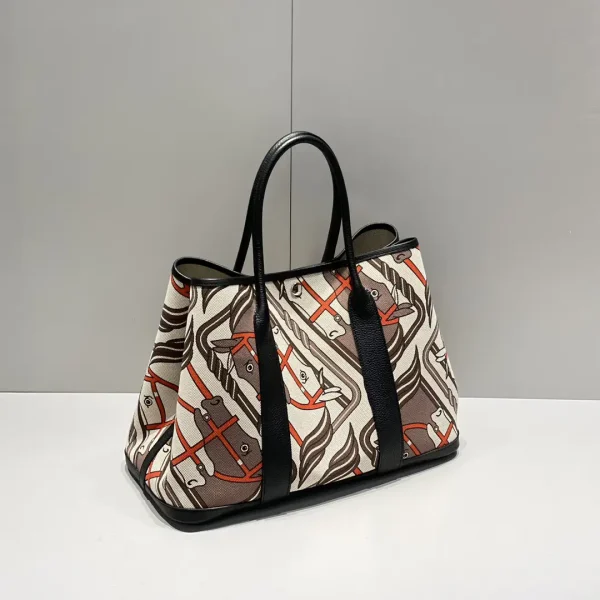 Hermès Horse Print Garden Party Tote Bag image 1