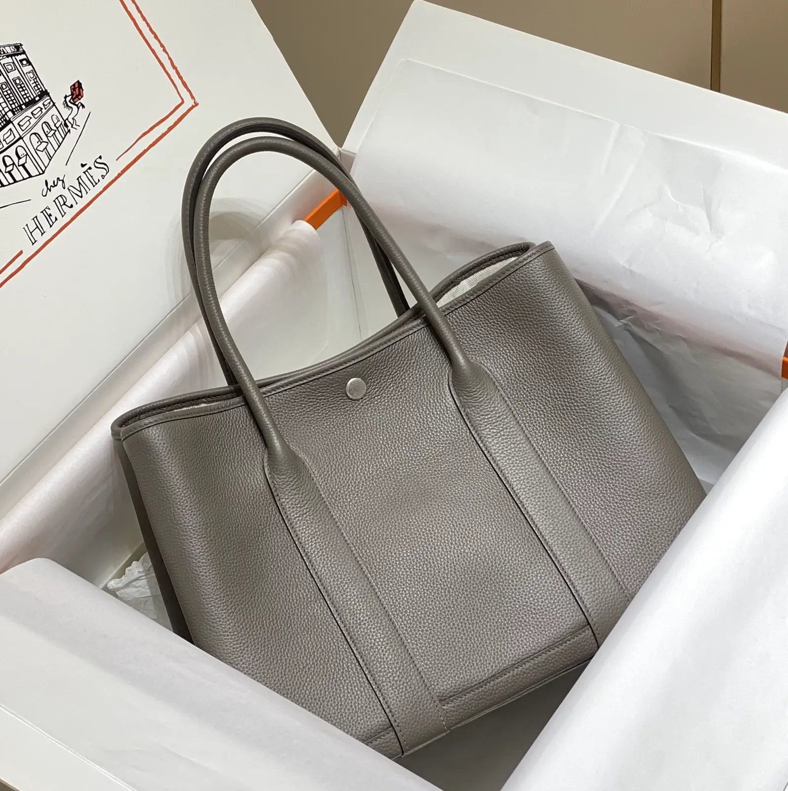 Hermès Grey Togo Leather Tote Bag image 1