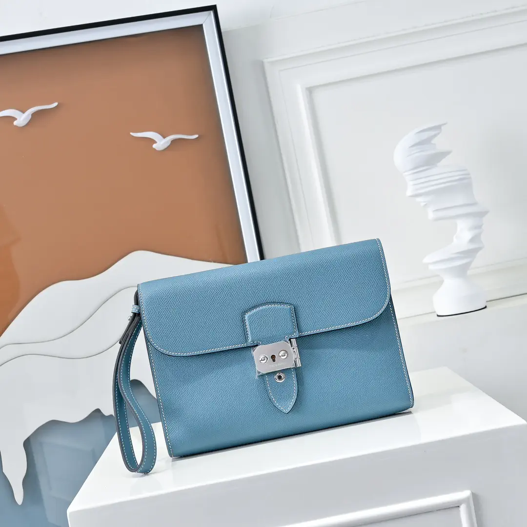 Hermès Sac a Depeches Clutch image 1