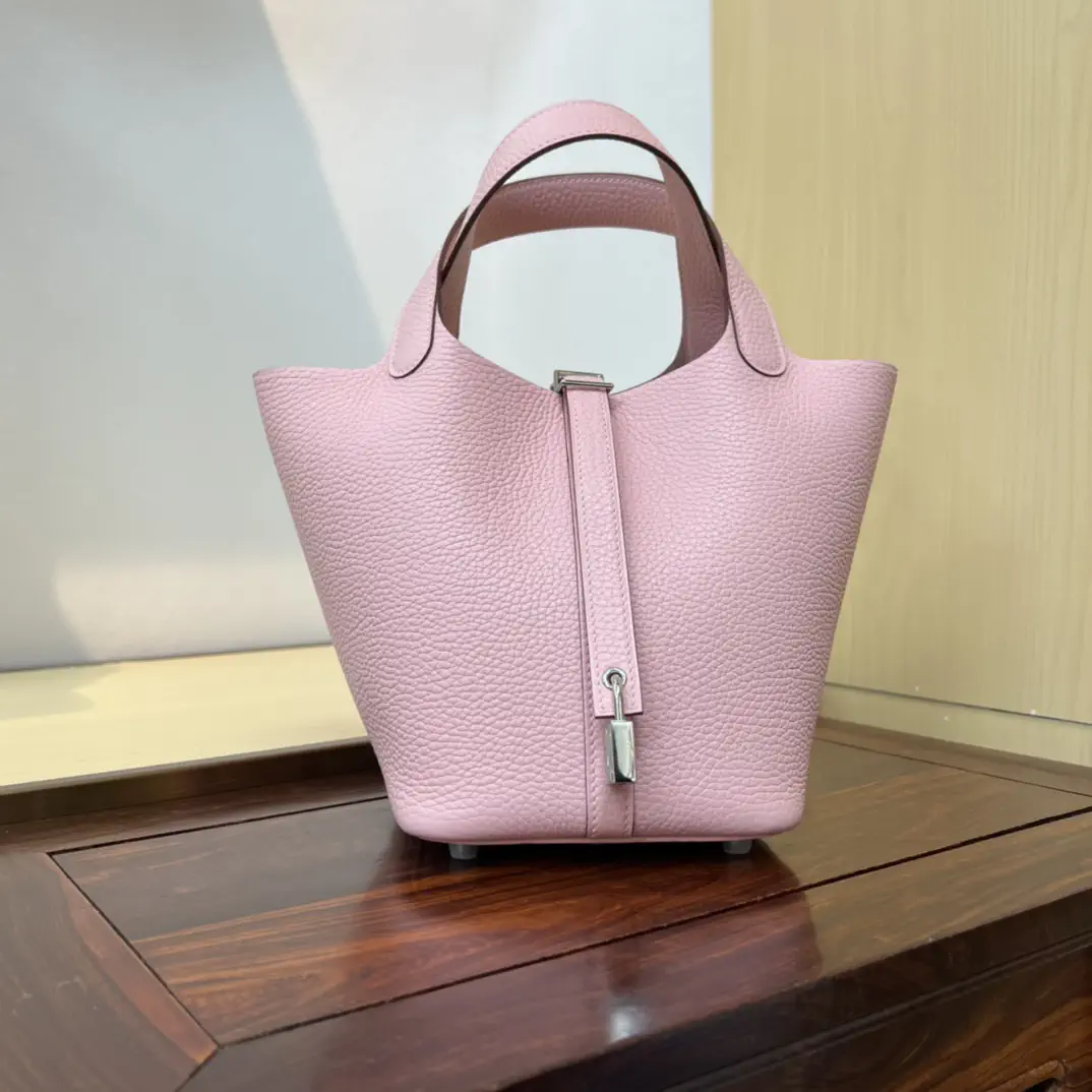 Hermès Pink Leather Bucket Bag image 1