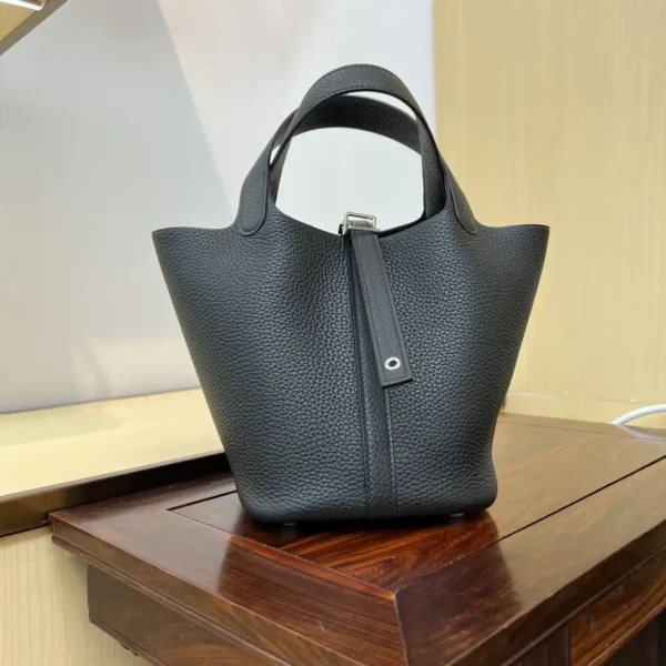 Hermès Black Leather Bucket Bag image 1